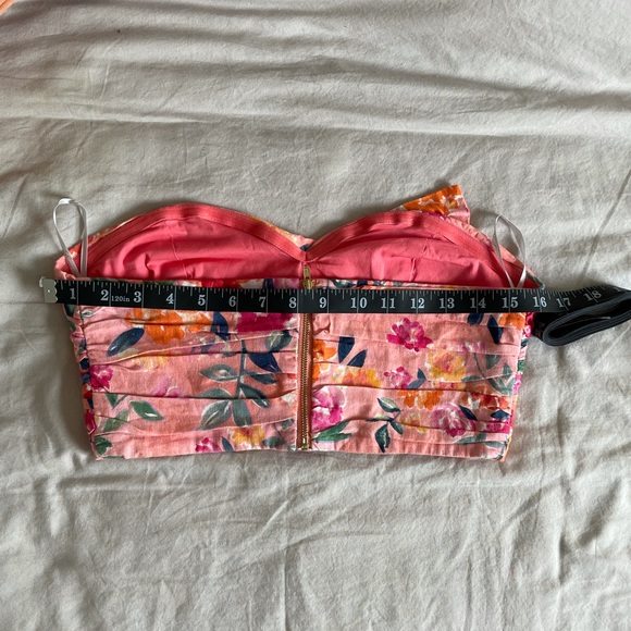 NWOT Lovers+Friends Twist Turn Sunset Floral Small - Picture 9 of 10